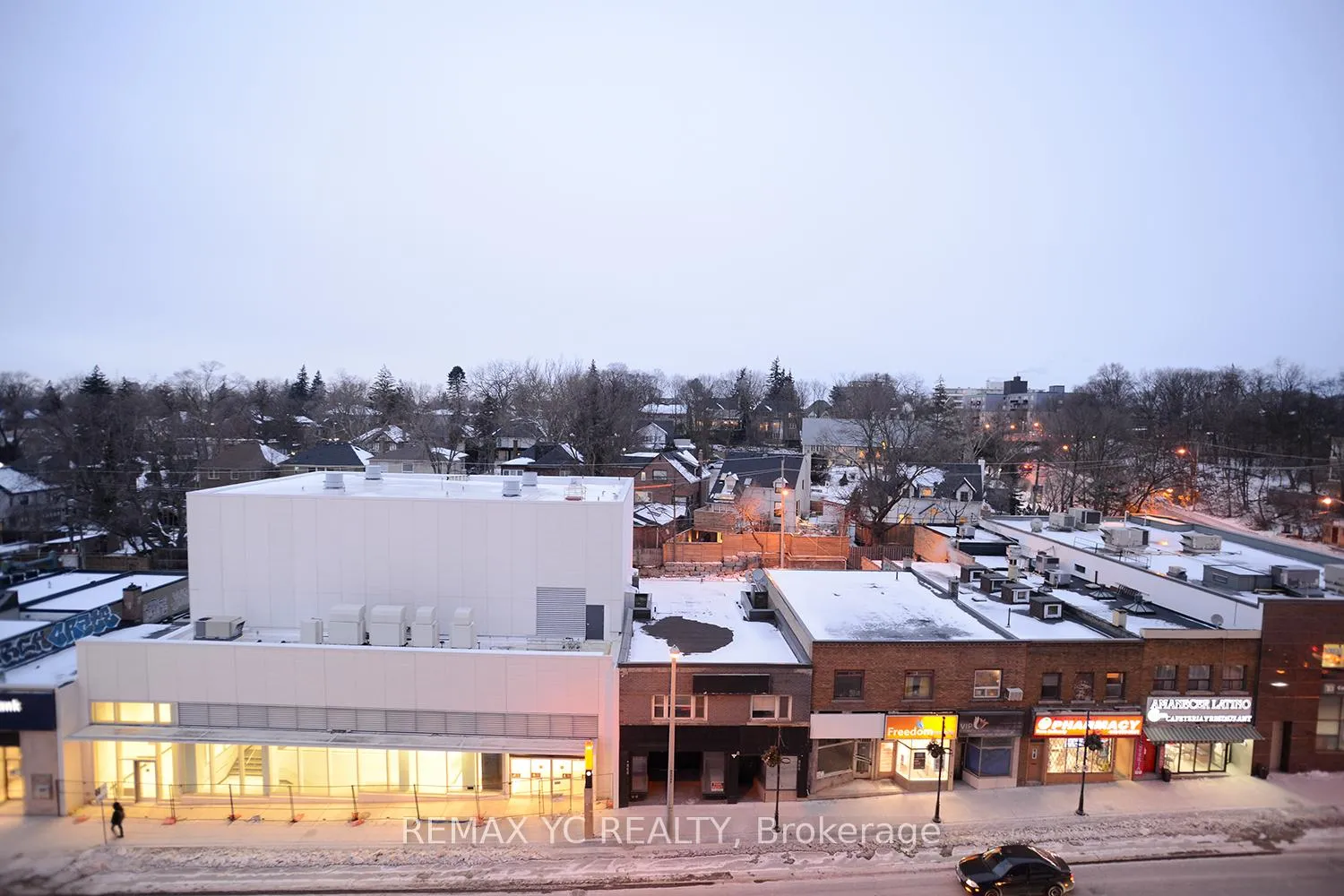 Photo 7 of Unit 721, 2020 Bathurst Street, Toronto, Humewood-Cedarvale — HOMEH