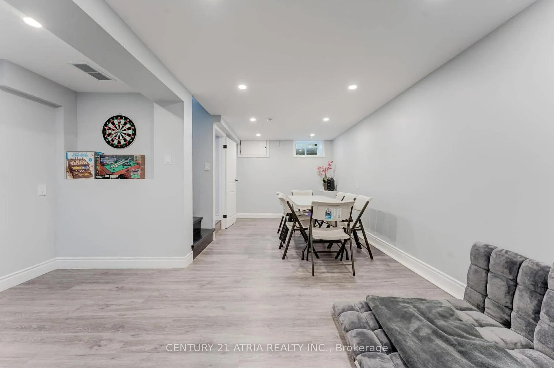 Photo 15 of 132 Waterloo Street N, Cambridge, Preston South — HOMEH