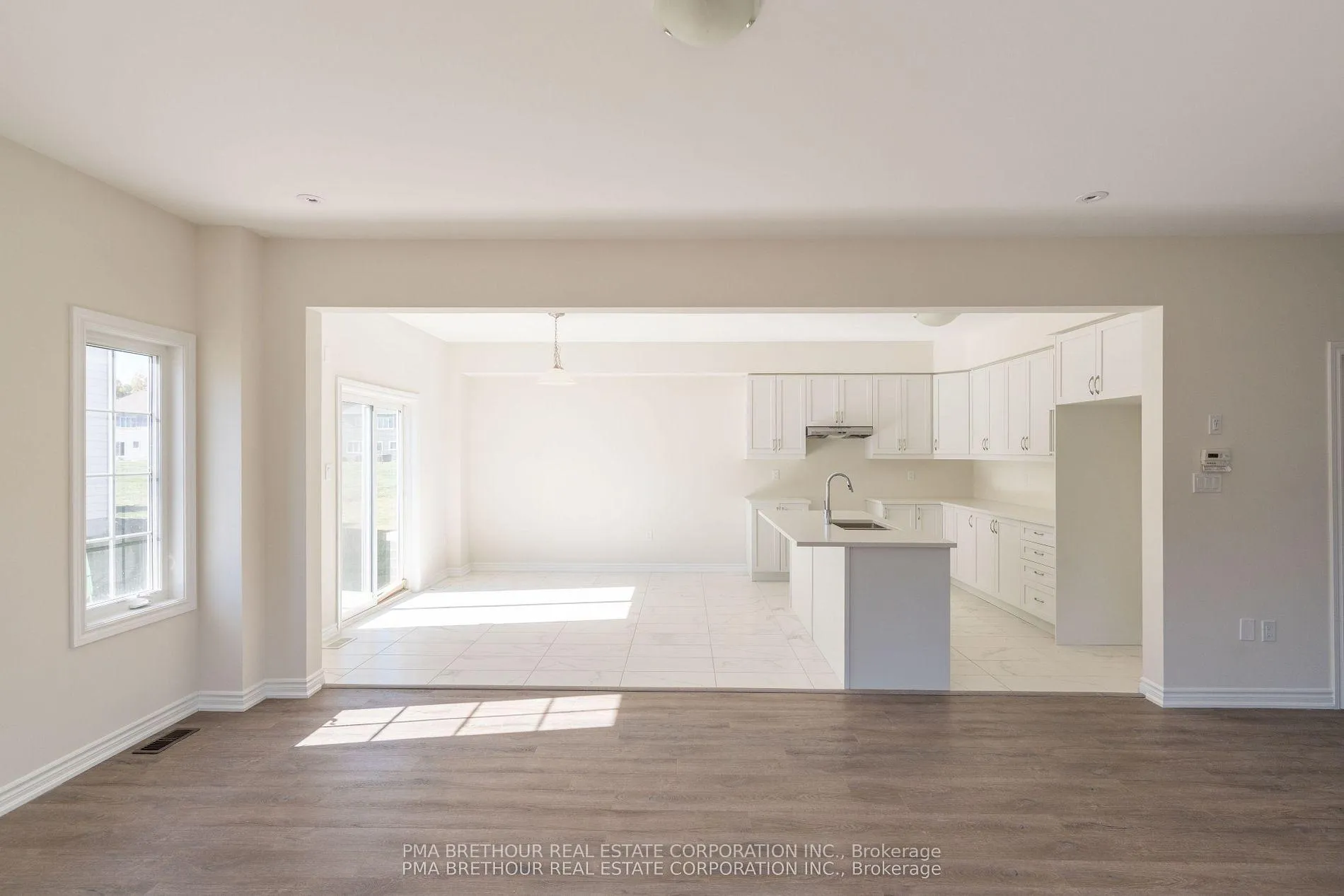 Photo 7 of 460 Beechwood Forest Lane, Gravenhurst, Wood (Gravenhurst) — HOMEH