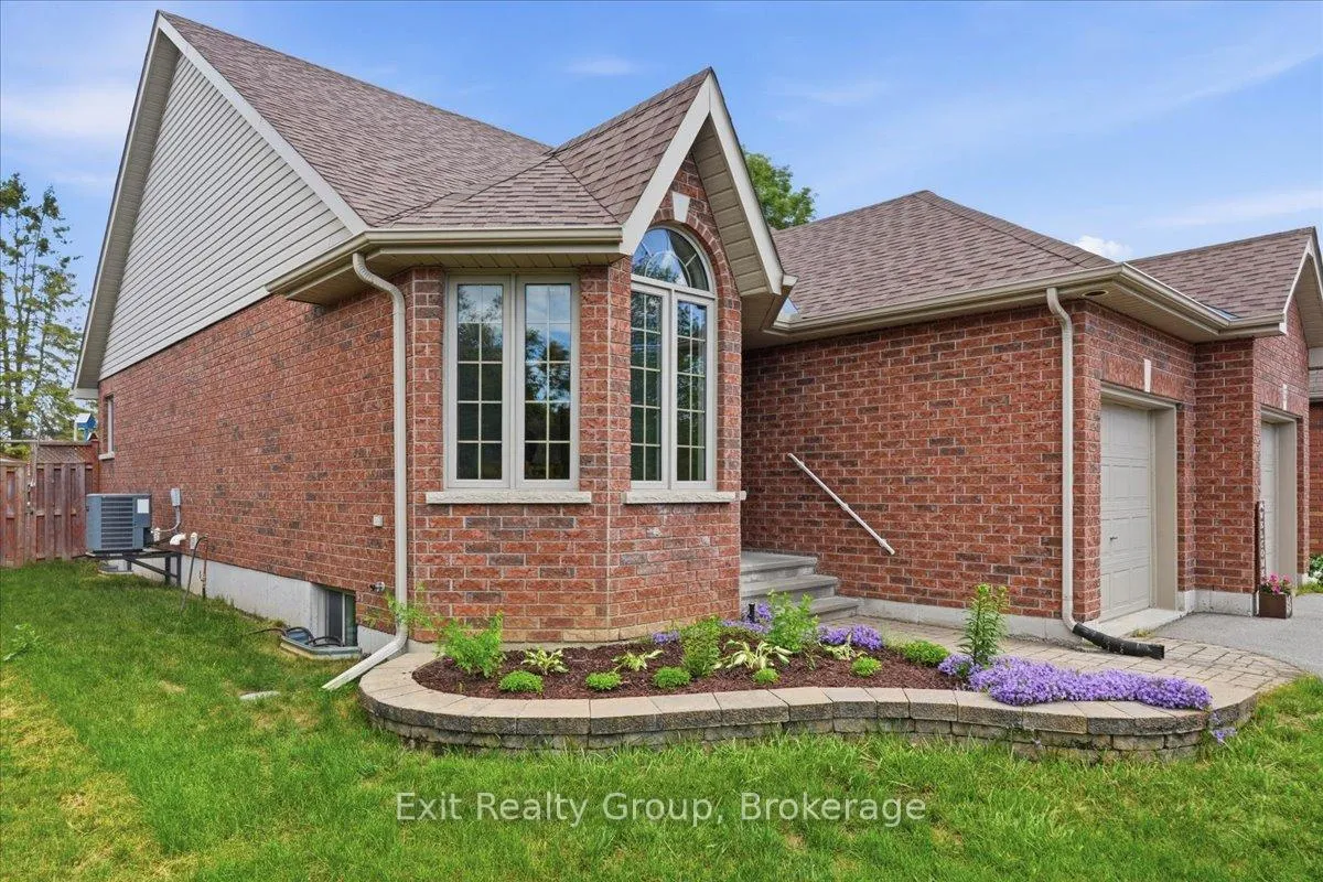 Photo 47 of 15 Gavey Street, Belleville, Thurlow Ward — HOMEH