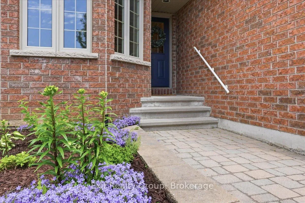 Photo 48 of 15 Gavey Street, Belleville, Thurlow Ward — HOMEH