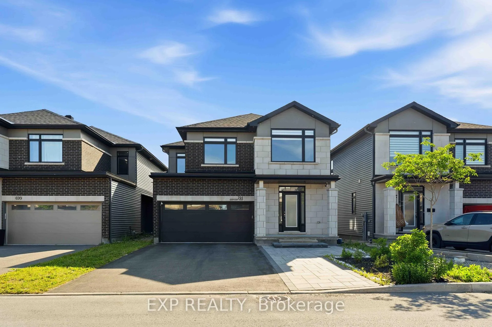Photo 1 of 701 Odyssey Way, Ottawa, Leitrim — HOMEH