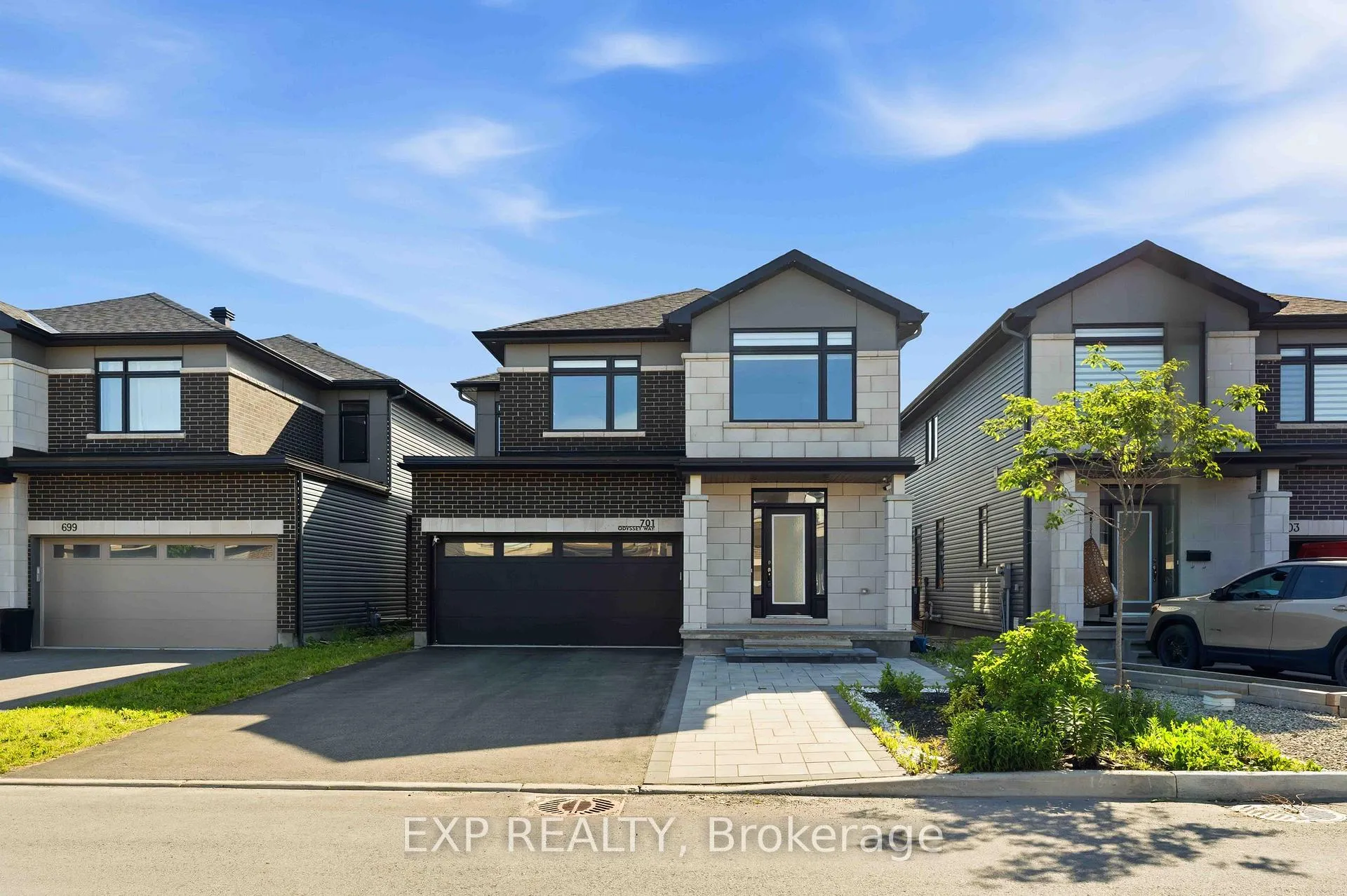 Photo 2 of 701 Odyssey Way, Ottawa, Leitrim — HOMEH