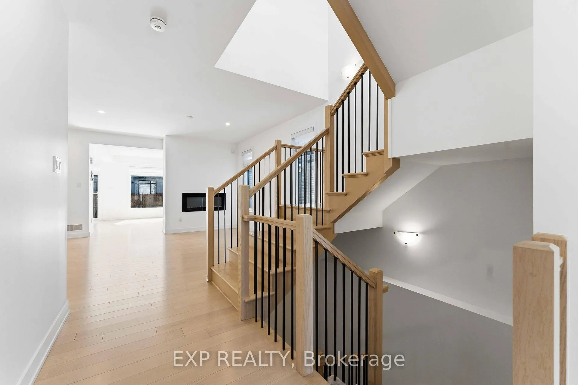 Photo 23 of 701 Odyssey Way, Ottawa, Leitrim — HOMEH
