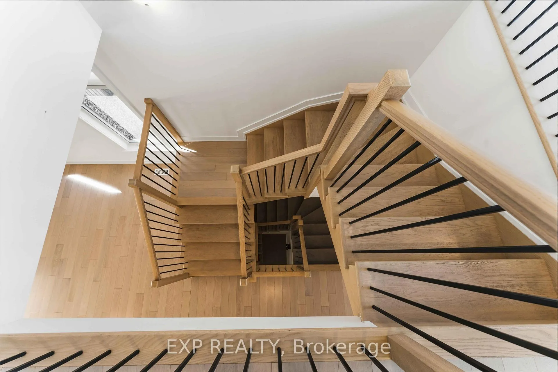 Photo 25 of 701 Odyssey Way, Ottawa, Leitrim — HOMEH