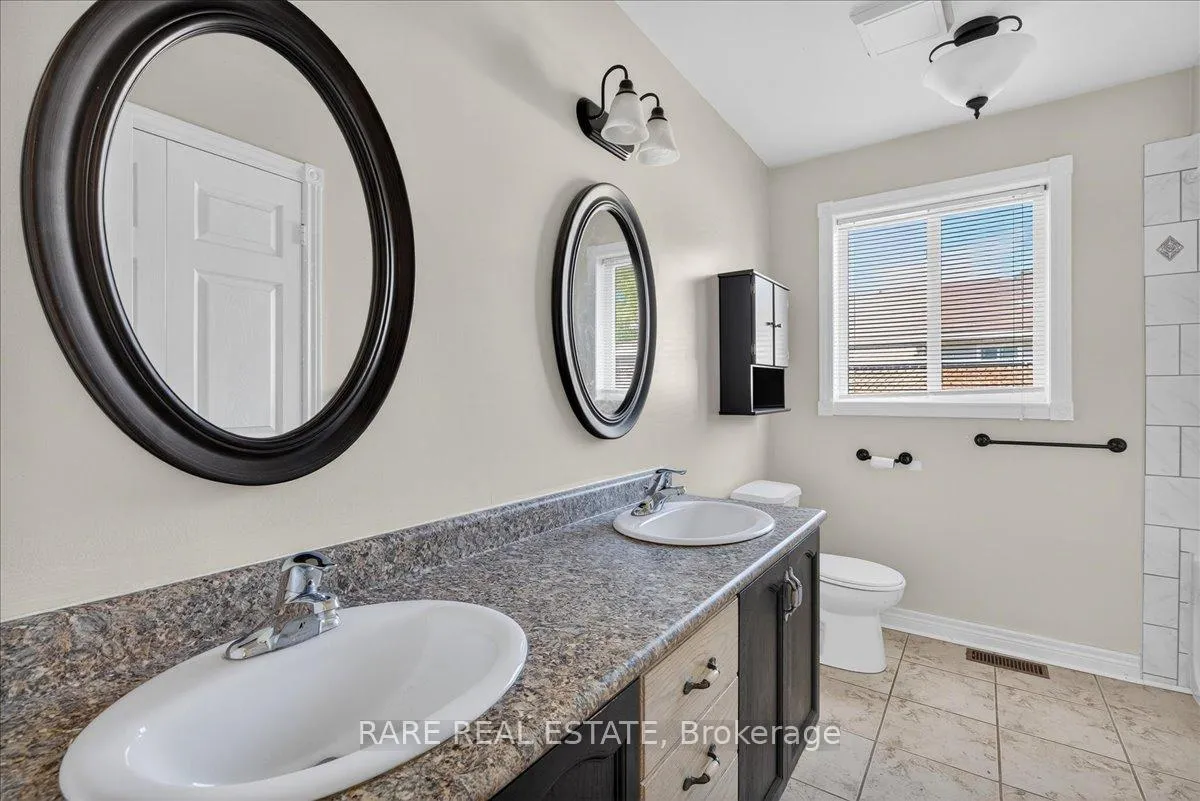 Photo 10 of 51 Smallman Drive, Wasaga Beach — HOMEH