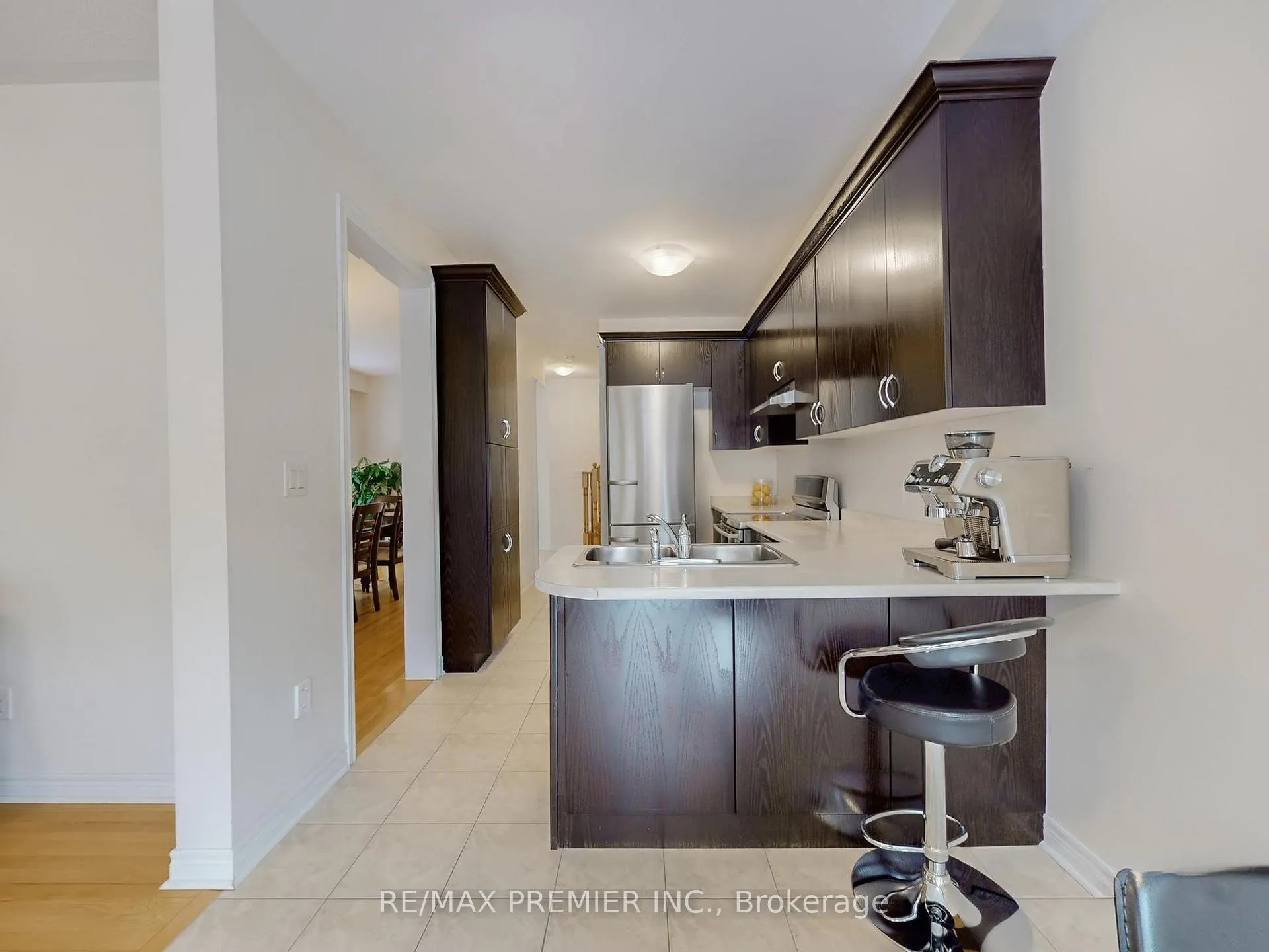 Photo 8 of 32 Blue Grouse Road, Vaughan, Patterson — HOMEH