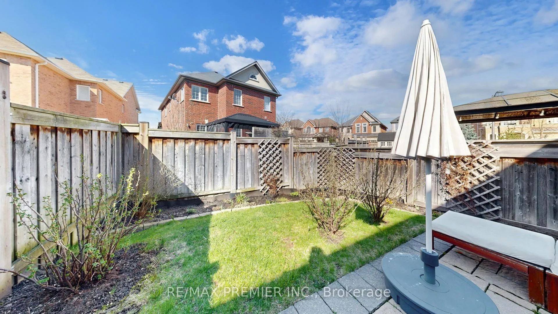 Photo 41 of 32 Blue Grouse Road, Vaughan, Patterson — HOMEH
