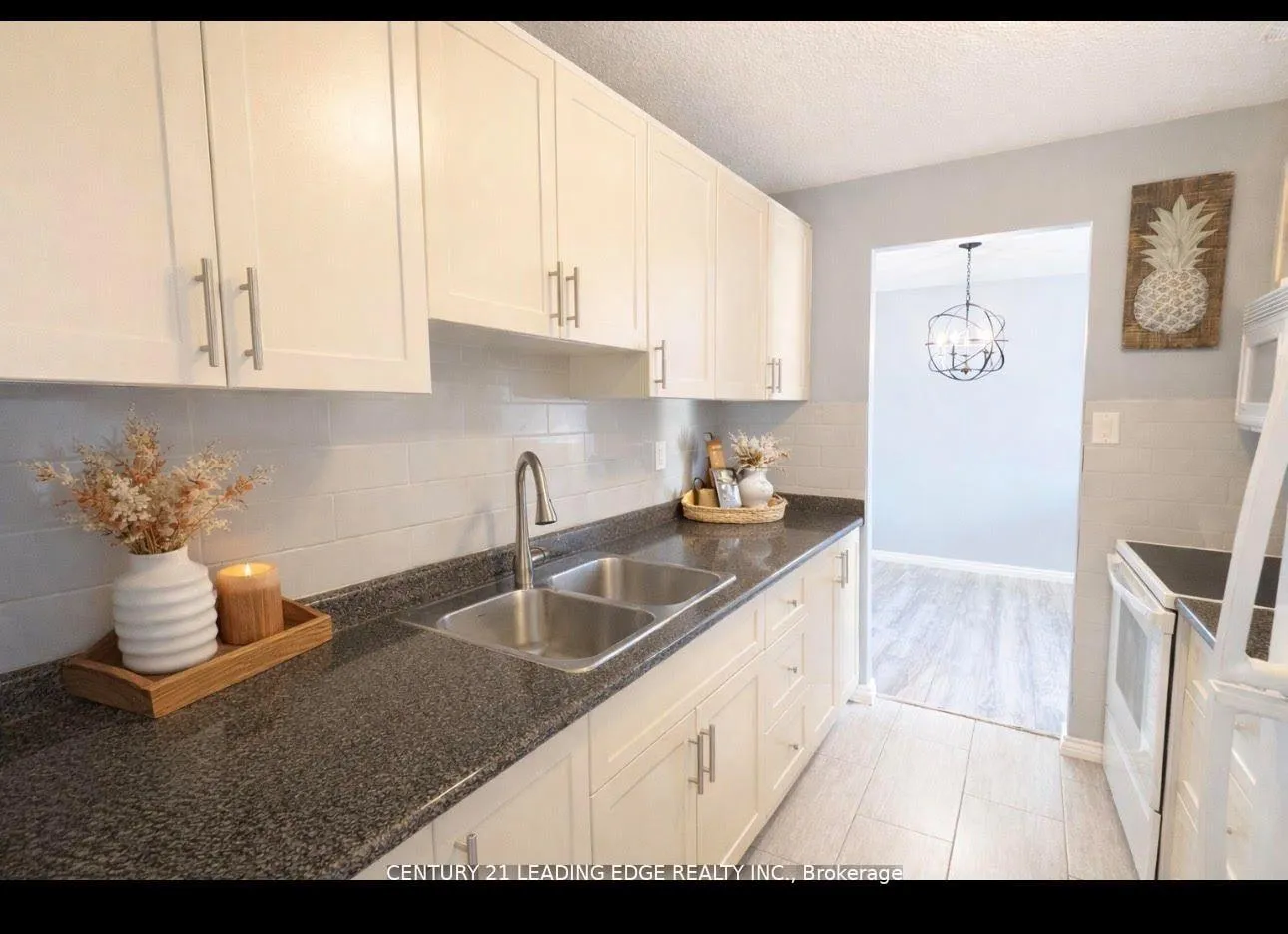 Photo 6 of Unit 209, 936 Glen Street S, Oshawa, Lakeview — HOMEH
