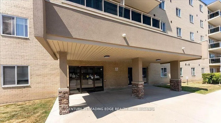 Photo 13 of Unit 209, 936 Glen Street S, Oshawa, Lakeview — HOMEH
