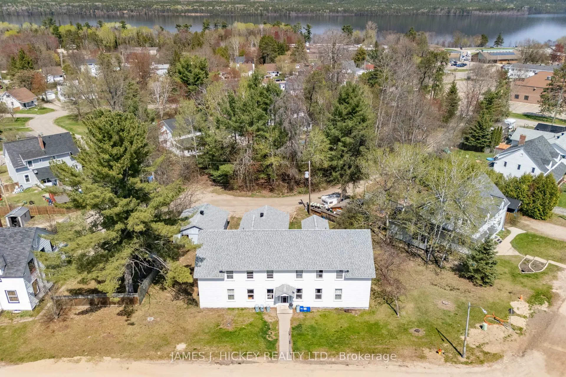 Photo 4 of 14 Huron Street, Deep River, Deep River — HOMEH