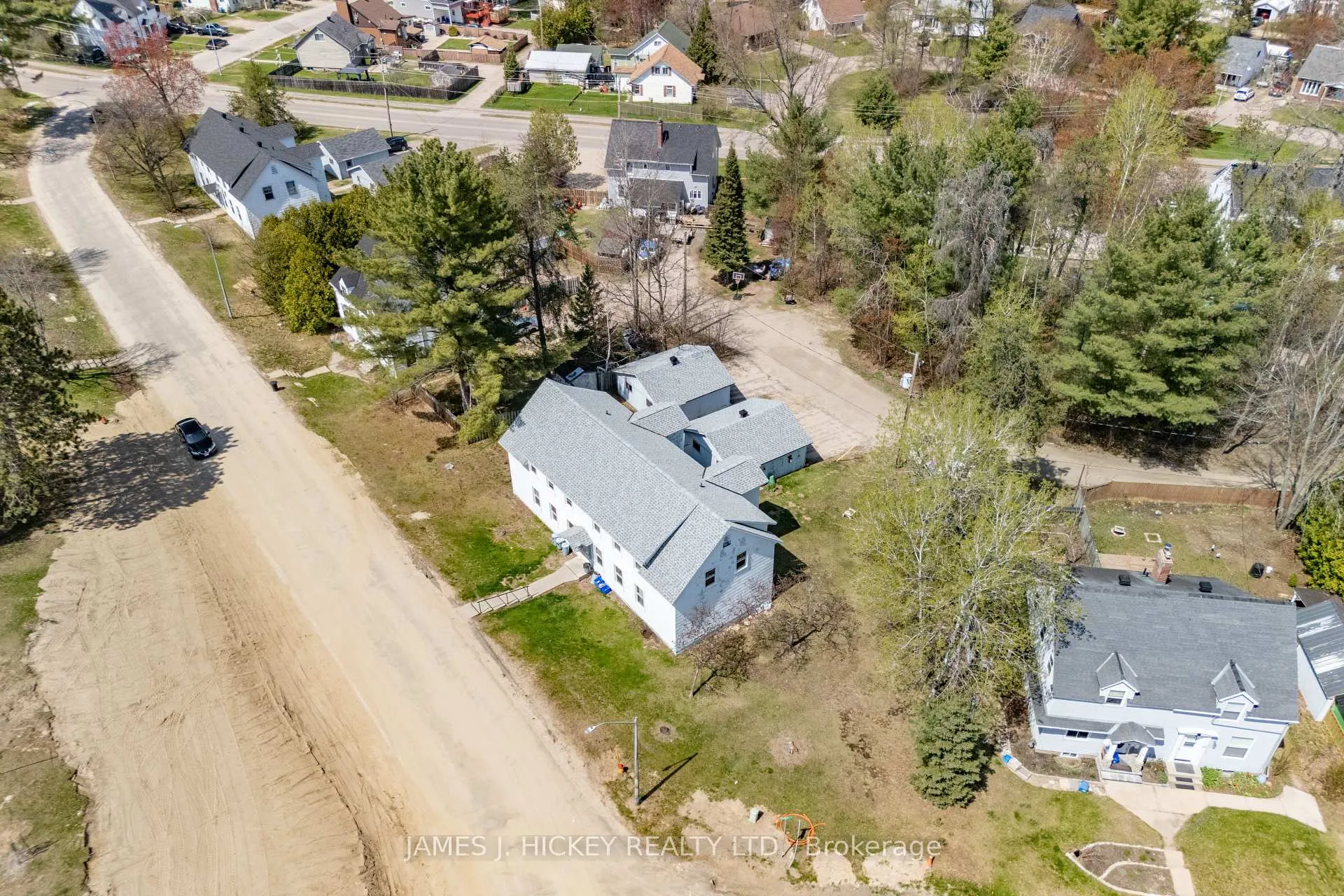 Photo 7 of 14 Huron Street, Deep River, Deep River — HOMEH