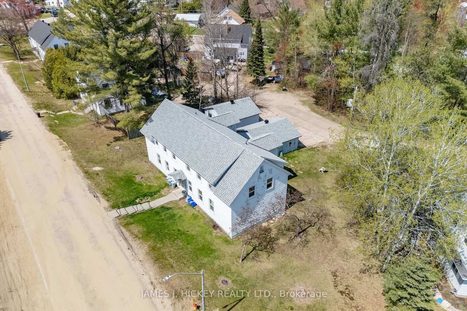 Photo 8 of 14 Huron Street, Deep River, Deep River — HOMEH