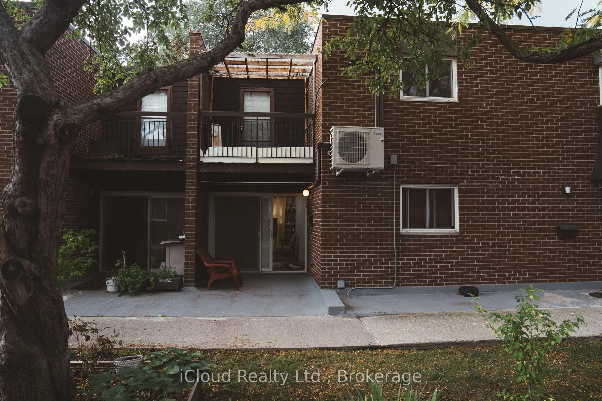 Photo 2 of Unit 16, 50 Coleman Avenue, Toronto, East End-Danforth — HOMEH
