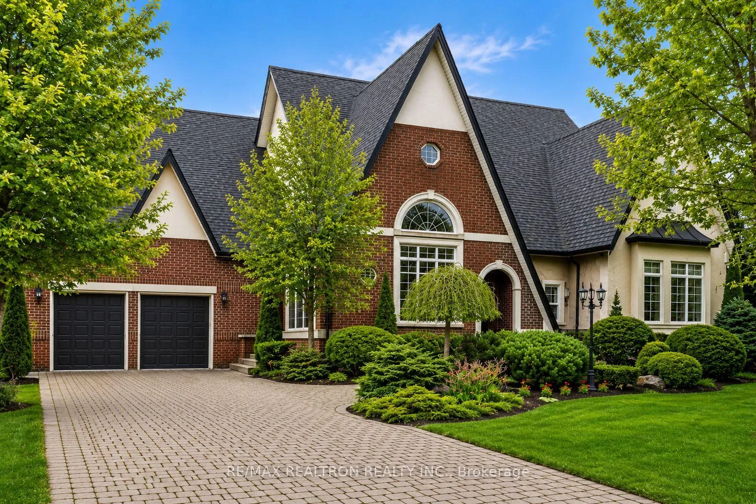 Photo 1 of 4 The Fairways, Markham, Angus Glen — HOMEH