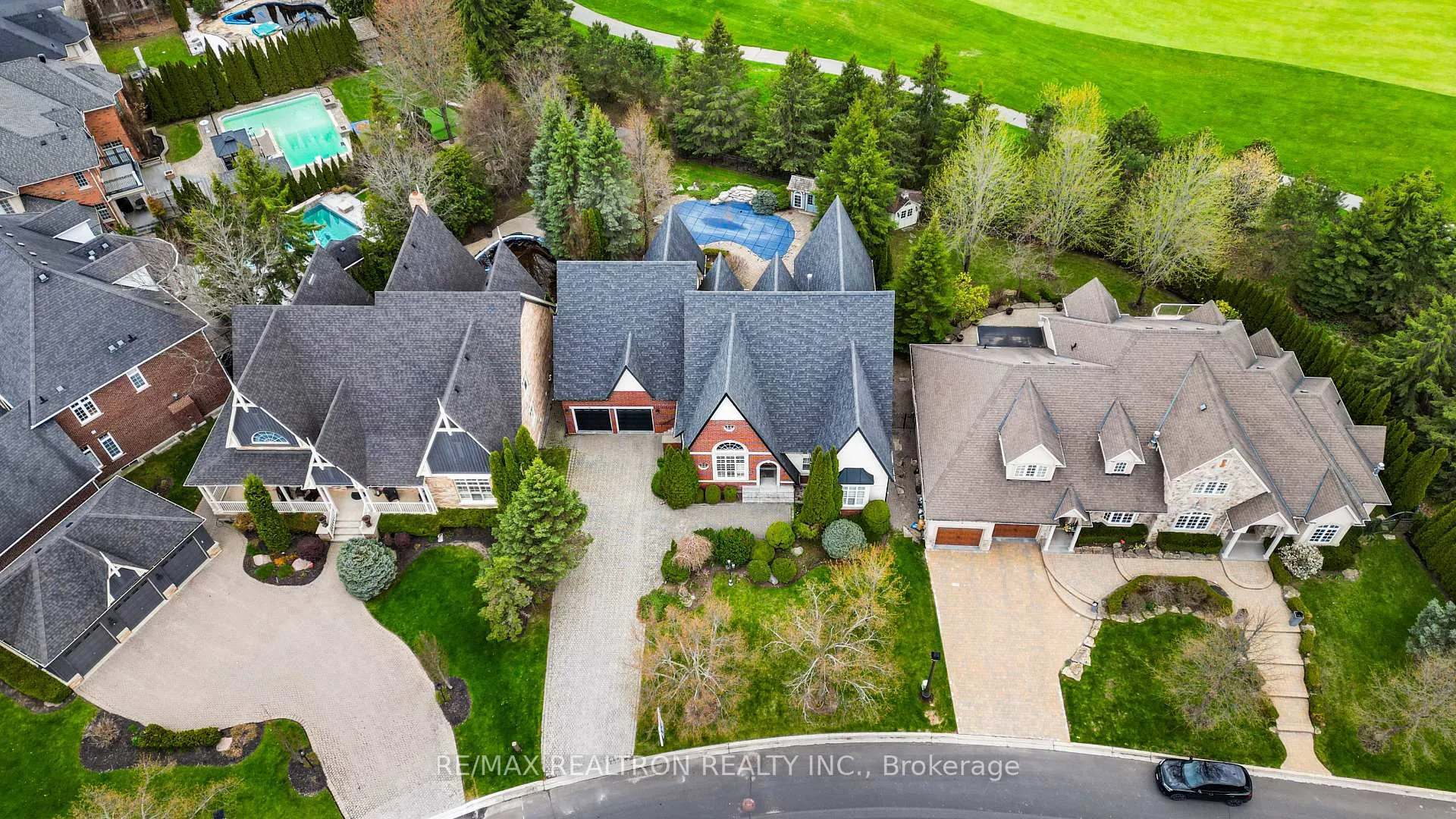 Photo 3 of 4 The Fairways, Markham, Angus Glen — HOMEH