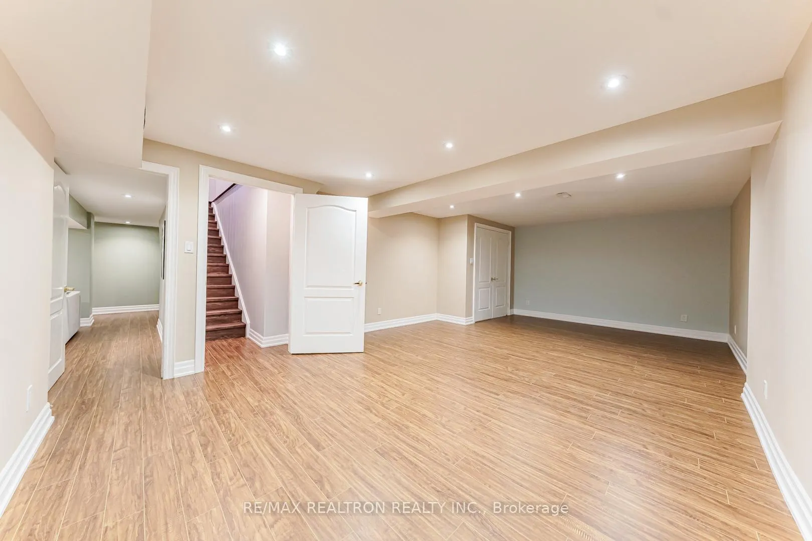 Photo 42 of 4 The Fairways, Markham, Angus Glen — HOMEH