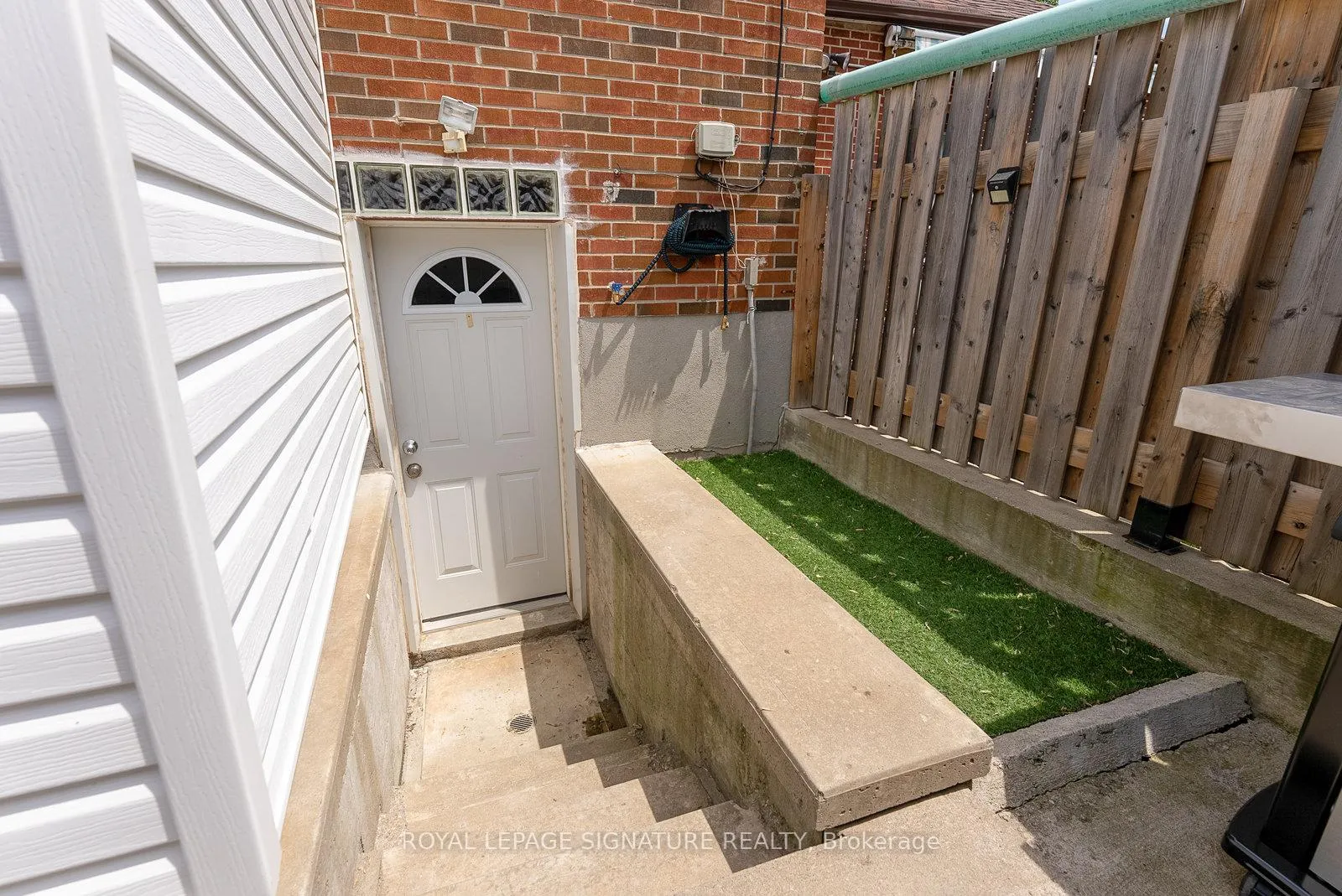 Photo 15 of Unit LOWER, 502 Westmount Avenue, Toronto, Oakwood Village — HOMEH