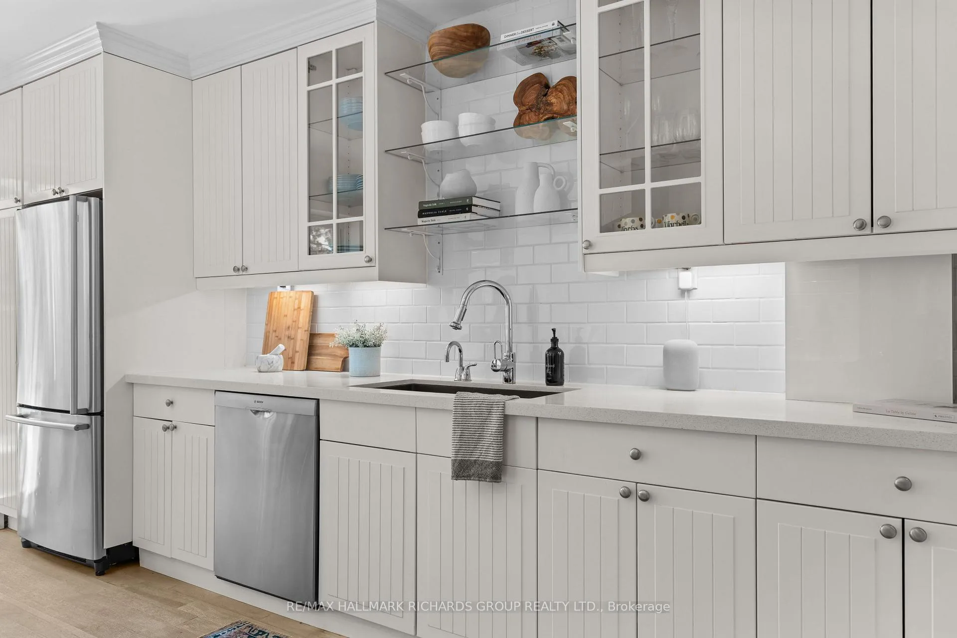 Photo 15 of 178 Wineva Avenue, Toronto, The Beaches — HOMEH
