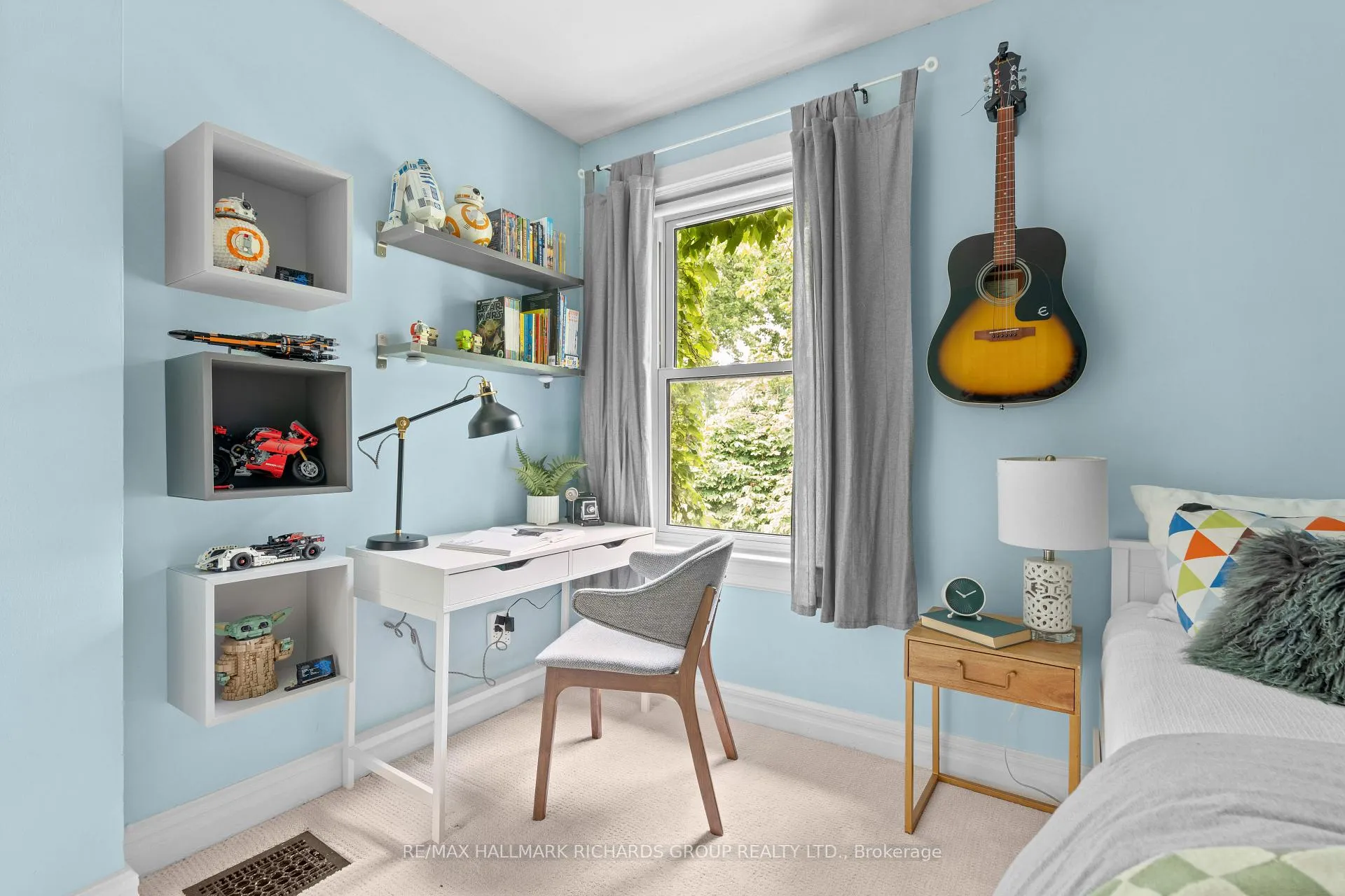 Photo 18 of 178 Wineva Avenue, Toronto, The Beaches — HOMEH