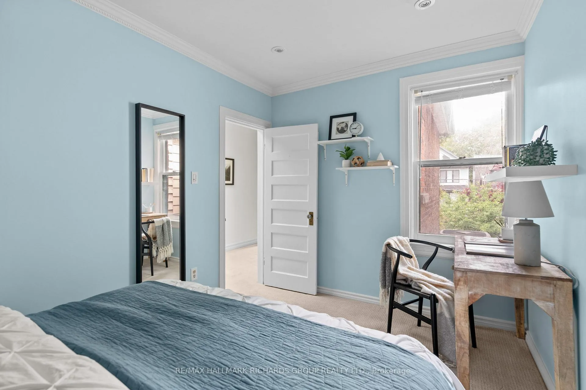 Photo 20 of 178 Wineva Avenue, Toronto, The Beaches — HOMEH