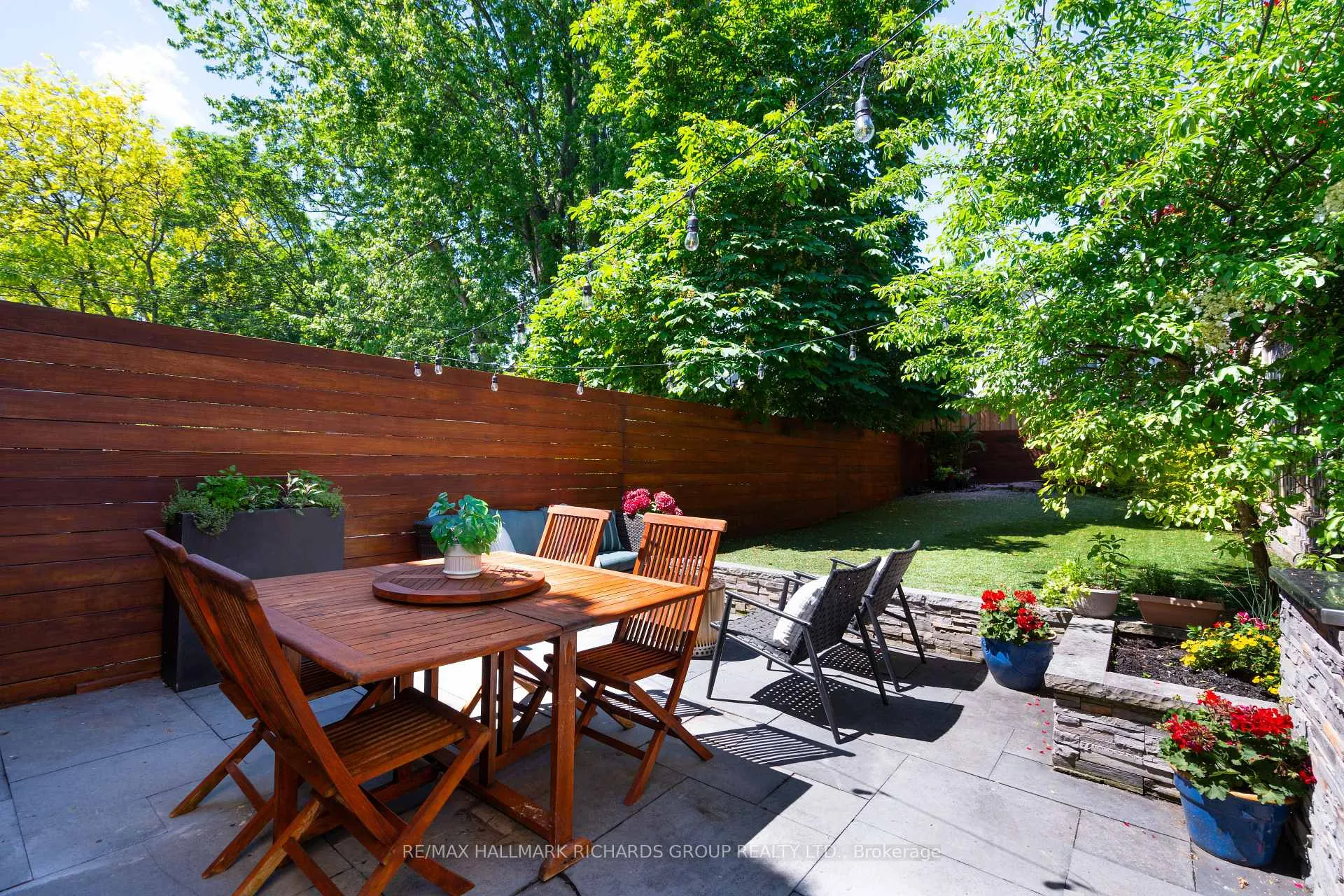 Photo 30 of 178 Wineva Avenue, Toronto, The Beaches — HOMEH