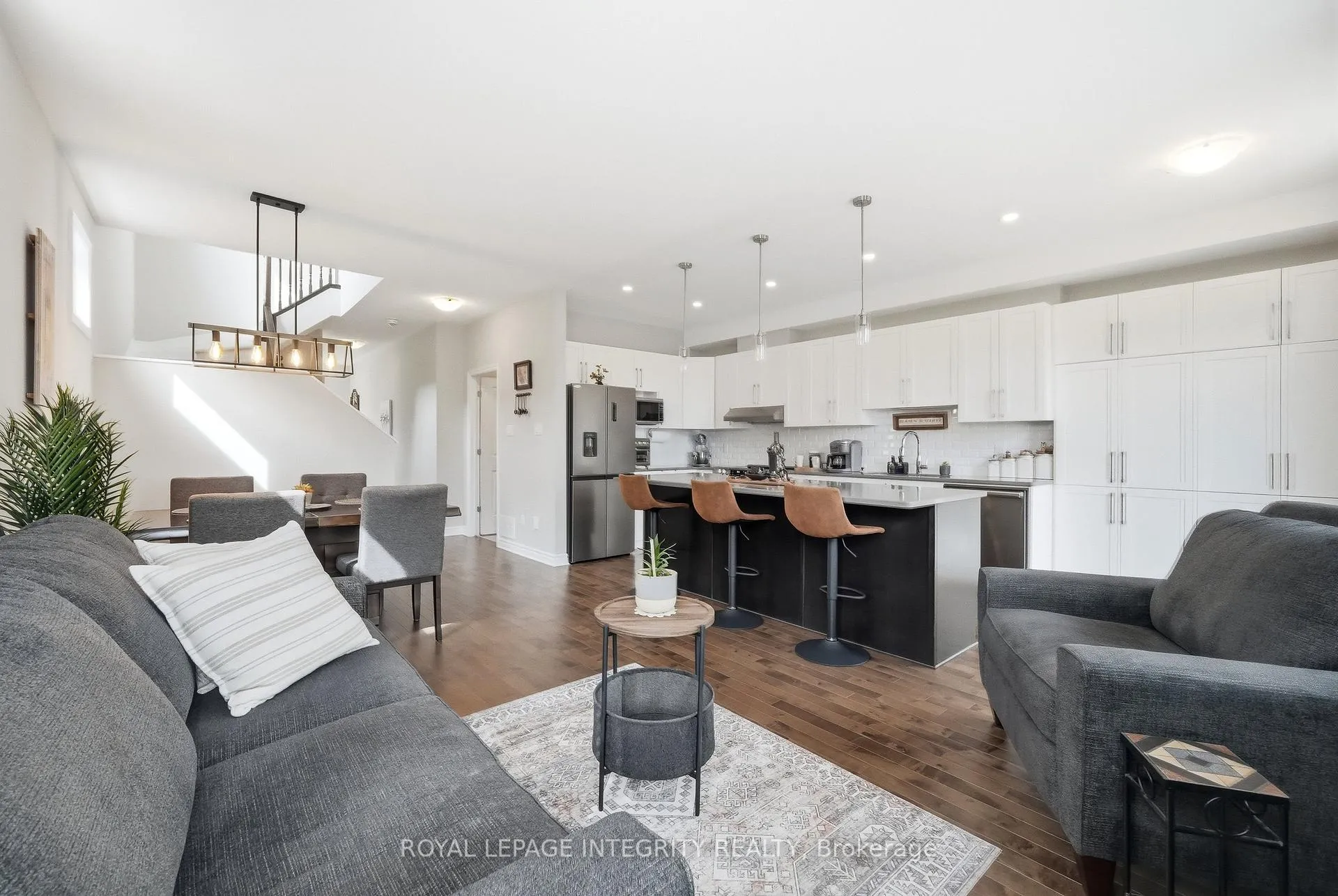 Photo 8 of 208 Mountain Sorrel Way, Ottawa, Avalon West — HOMEH