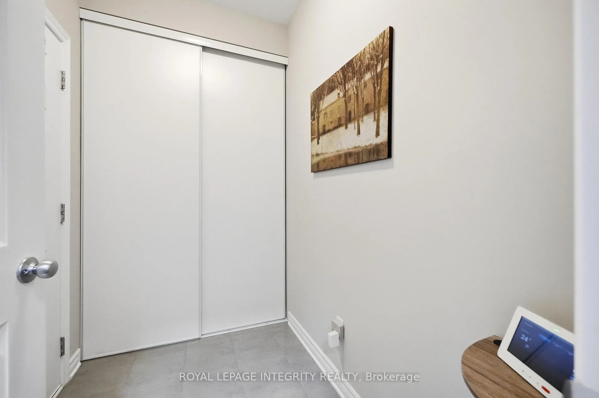 Photo 15 of 208 Mountain Sorrel Way, Ottawa, Avalon West — HOMEH