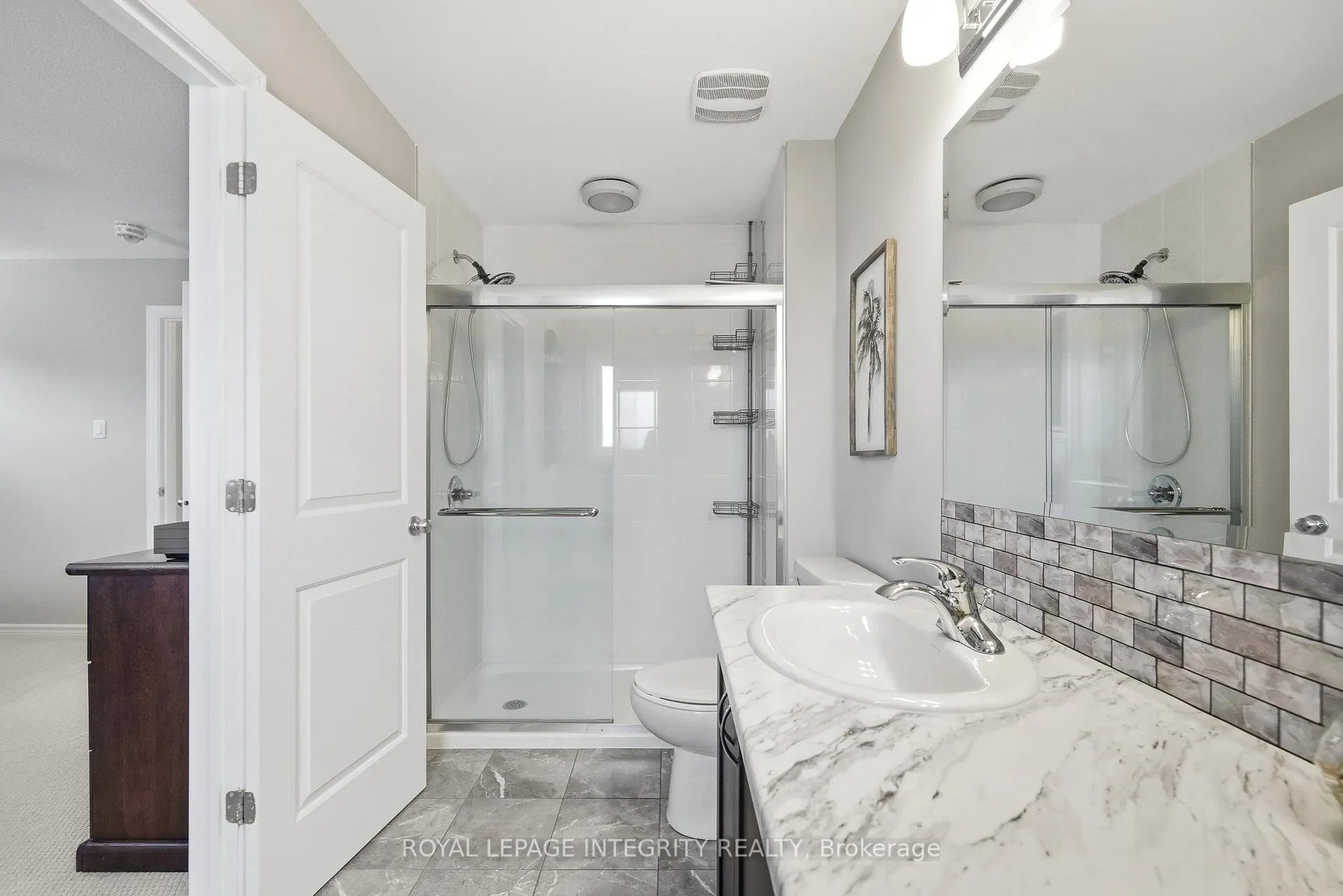 Photo 21 of 208 Mountain Sorrel Way, Ottawa, Avalon West — HOMEH