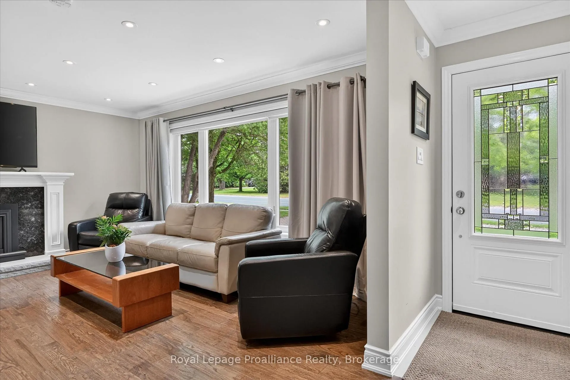 Photo 3 of 59 Wallis Drive, Peterborough, Monaghan Ward 2 — HOMEH