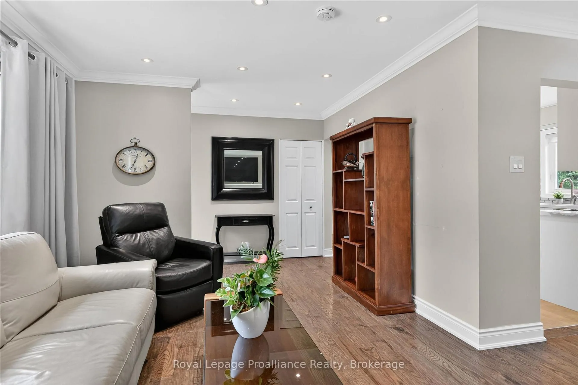 Photo 6 of 59 Wallis Drive, Peterborough, Monaghan Ward 2 — HOMEH