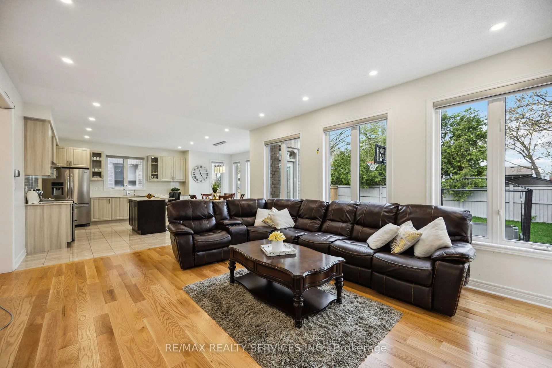 Photo 10 of 104 Sharpe Crescent, New Tecumseth, Tottenham — HOMEH