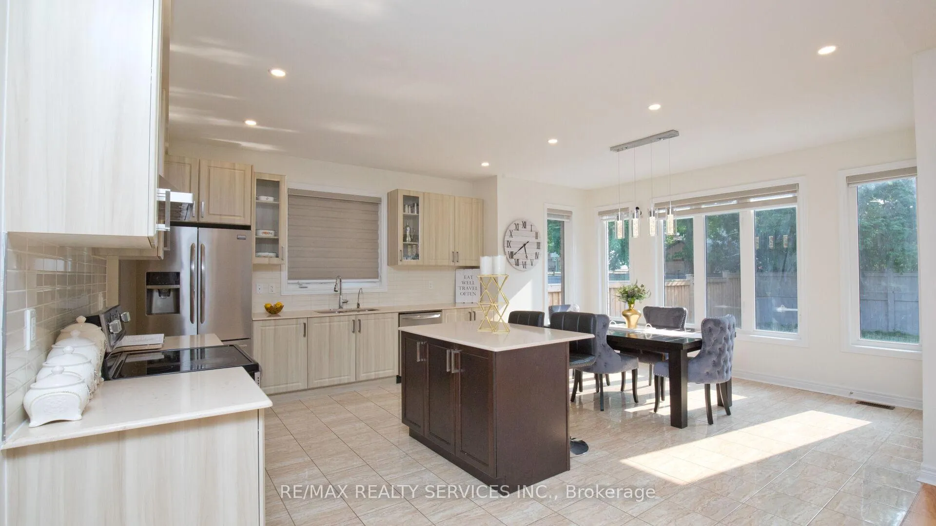 Photo 11 of 104 Sharpe Crescent, New Tecumseth, Tottenham — HOMEH