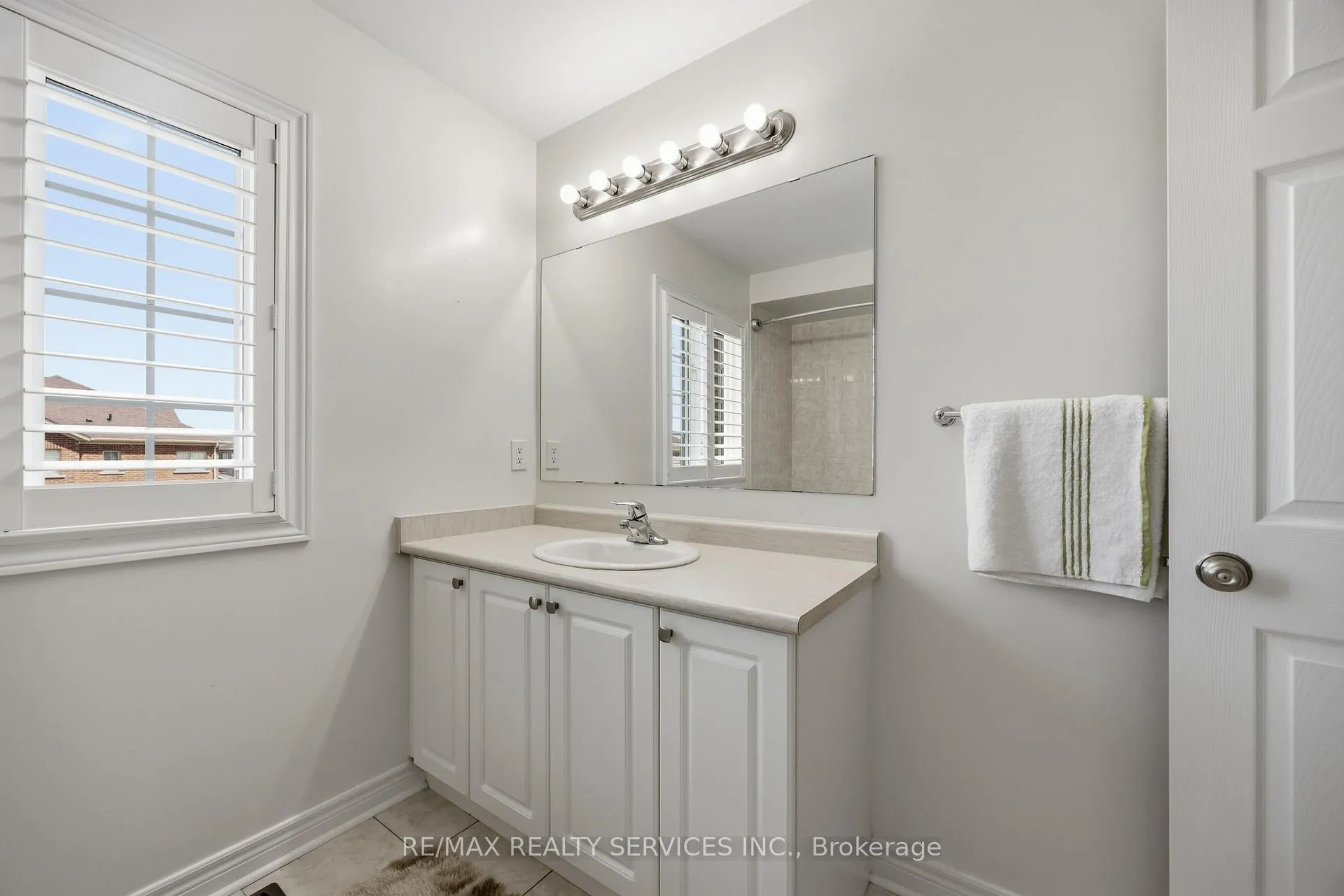 Photo 33 of 104 Sharpe Crescent, New Tecumseth, Tottenham — HOMEH