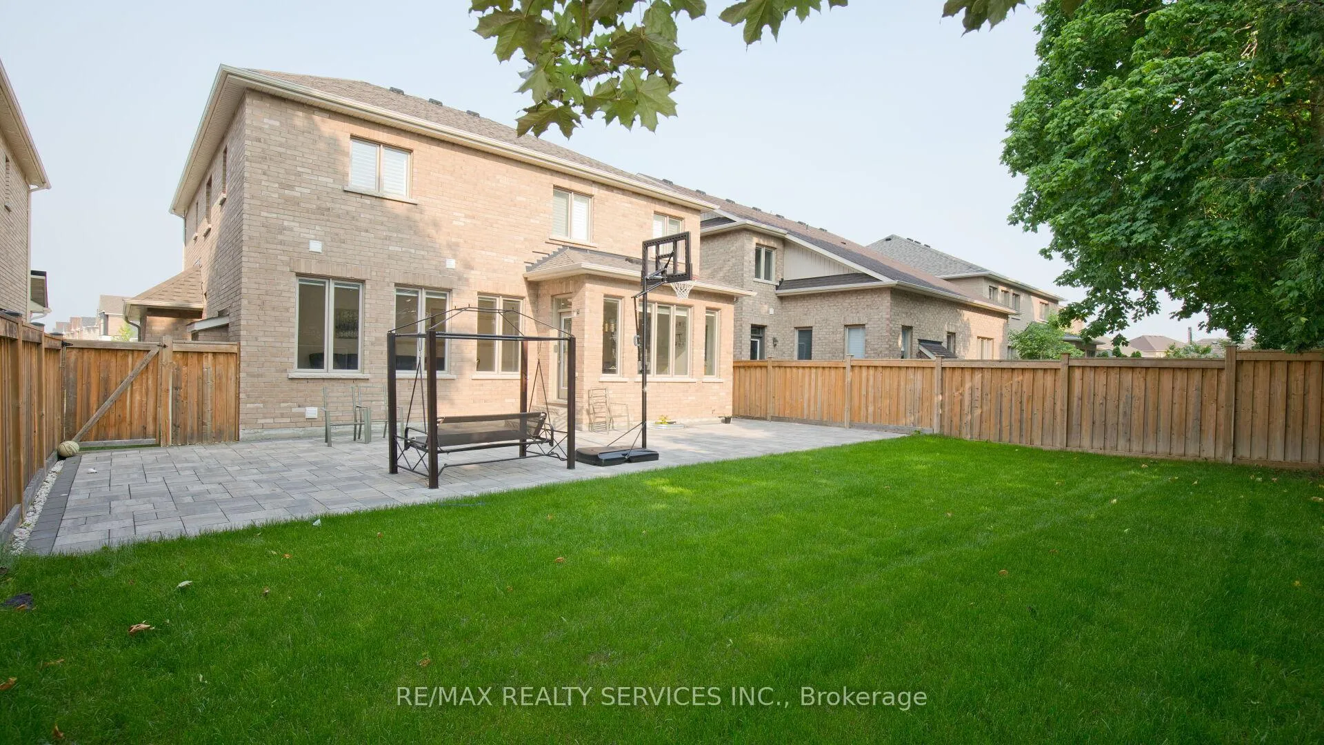 Photo 34 of 104 Sharpe Crescent, New Tecumseth, Tottenham — HOMEH