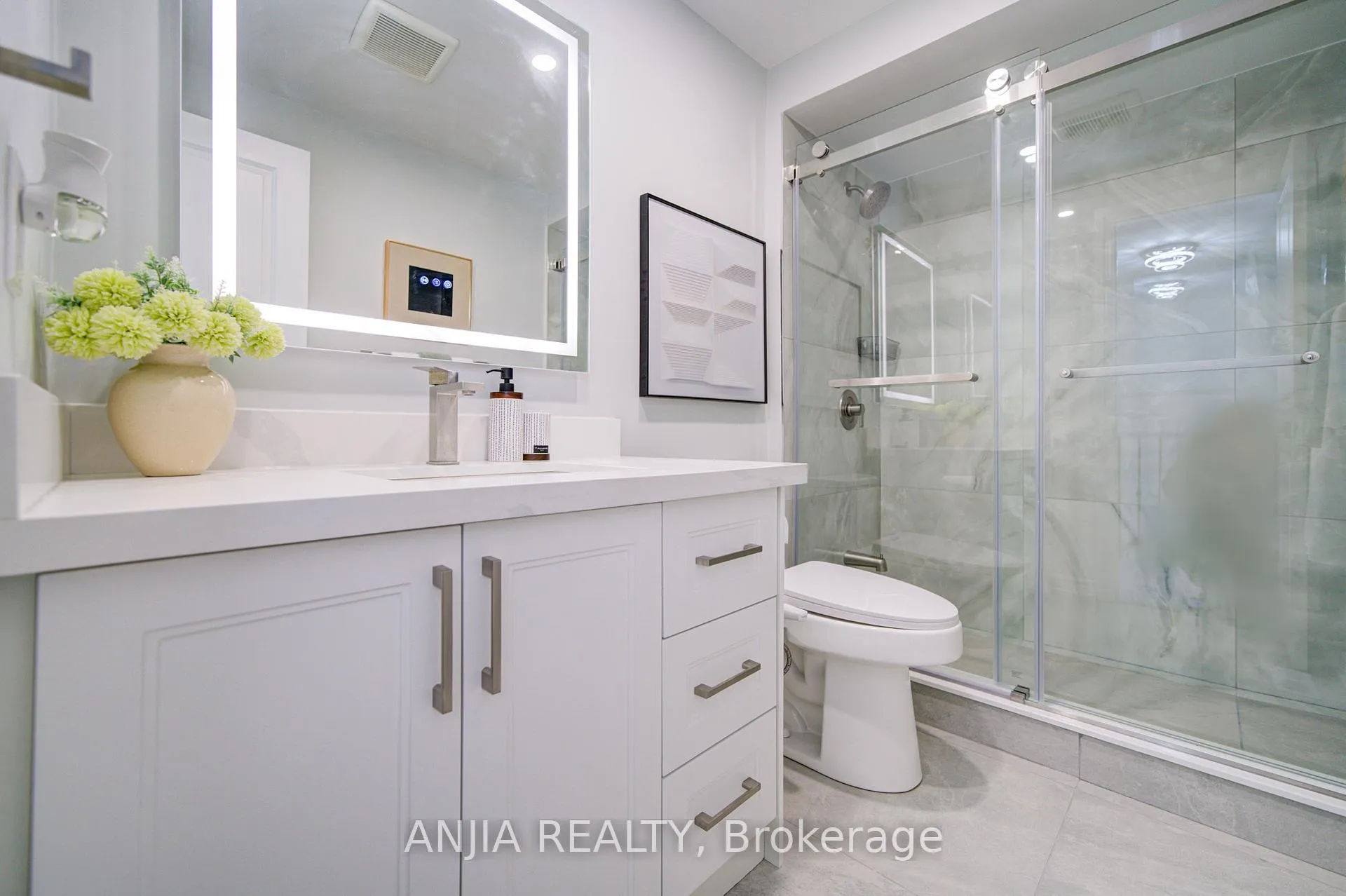 Photo 25 of 83 McClintock Crescent, Vaughan, Lakeview Estates — HOMEH