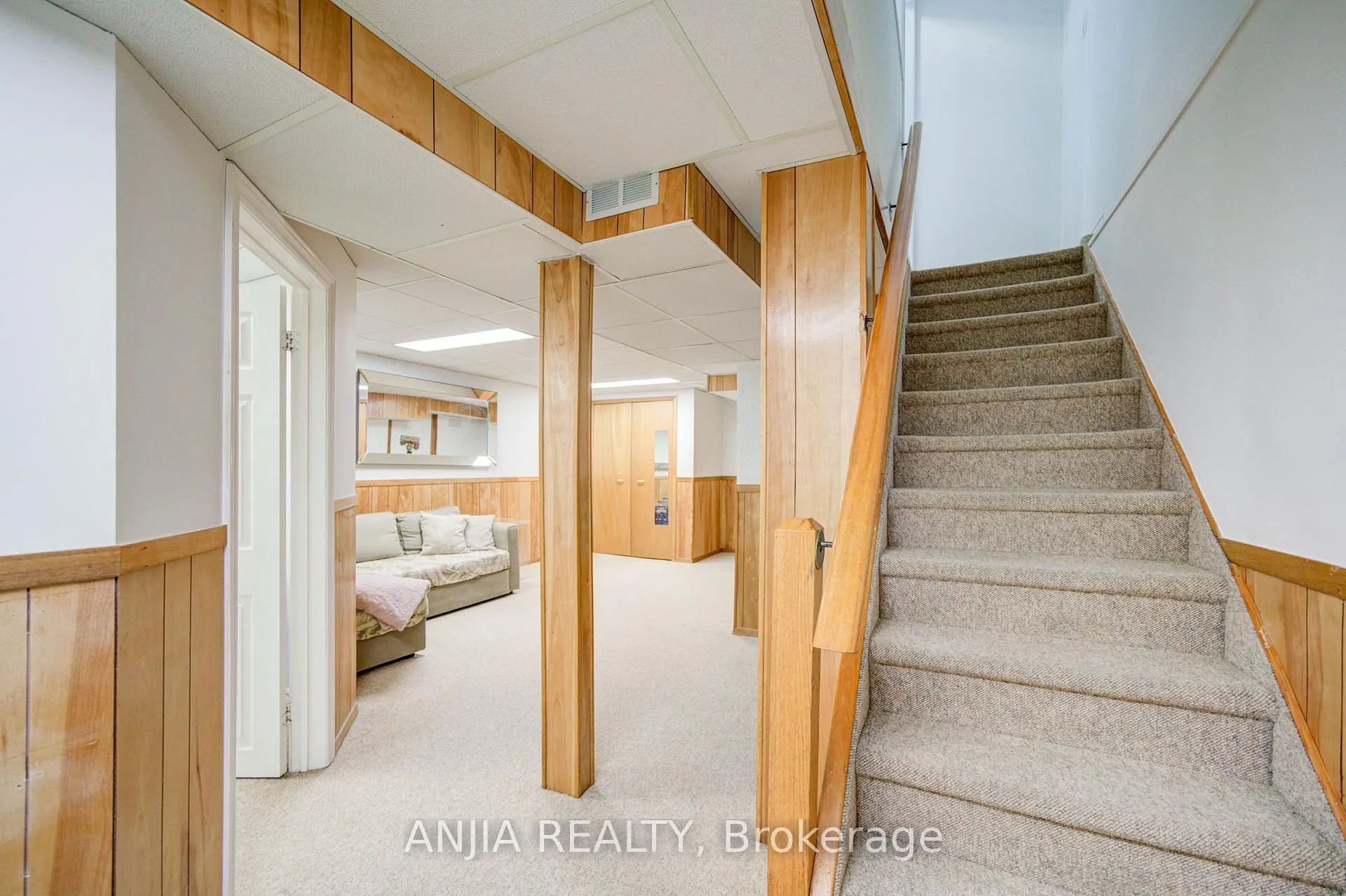 Photo 29 of 83 McClintock Crescent, Vaughan, Lakeview Estates — HOMEH