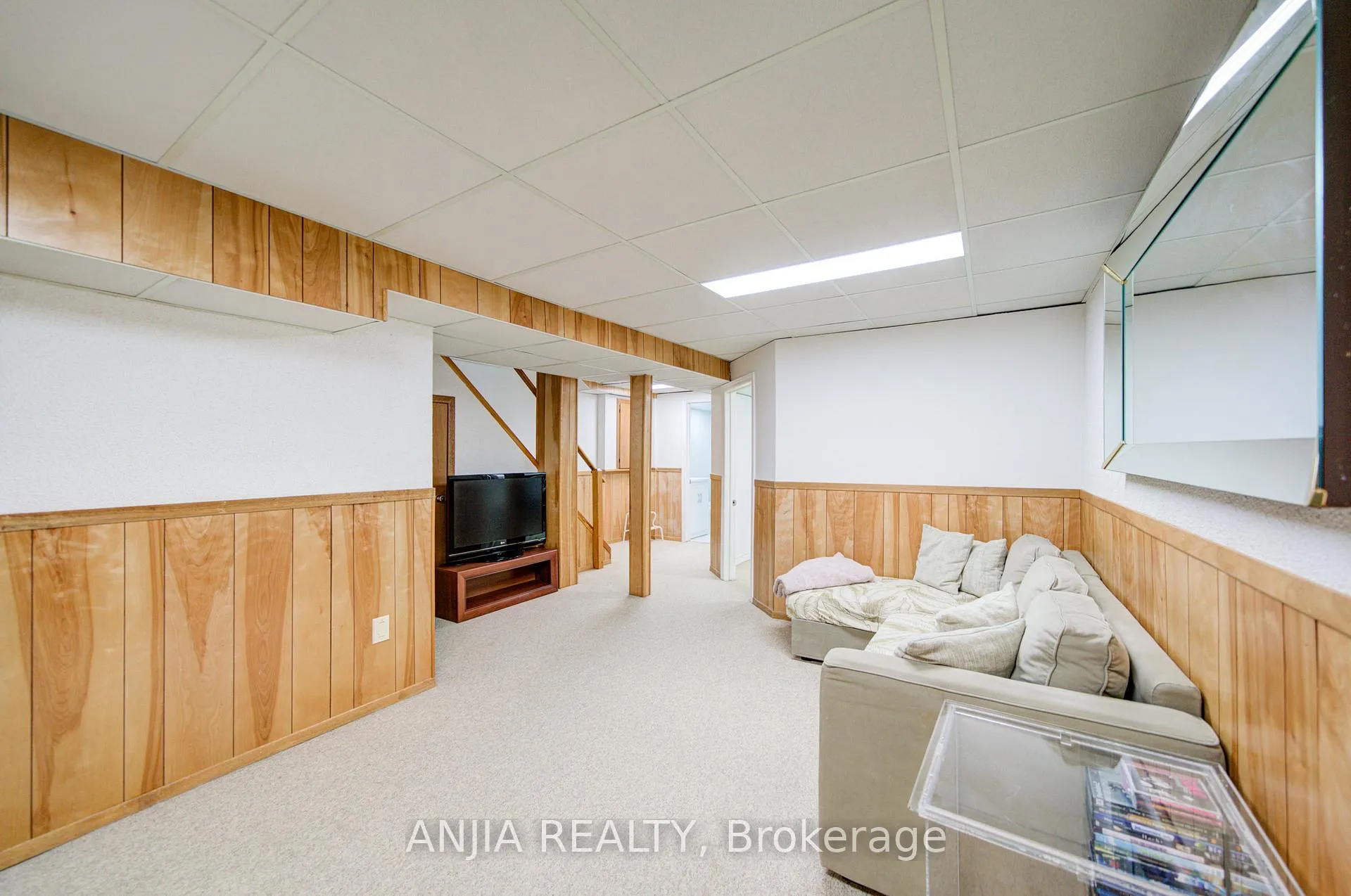 Photo 35 of 83 McClintock Crescent, Vaughan, Lakeview Estates — HOMEH