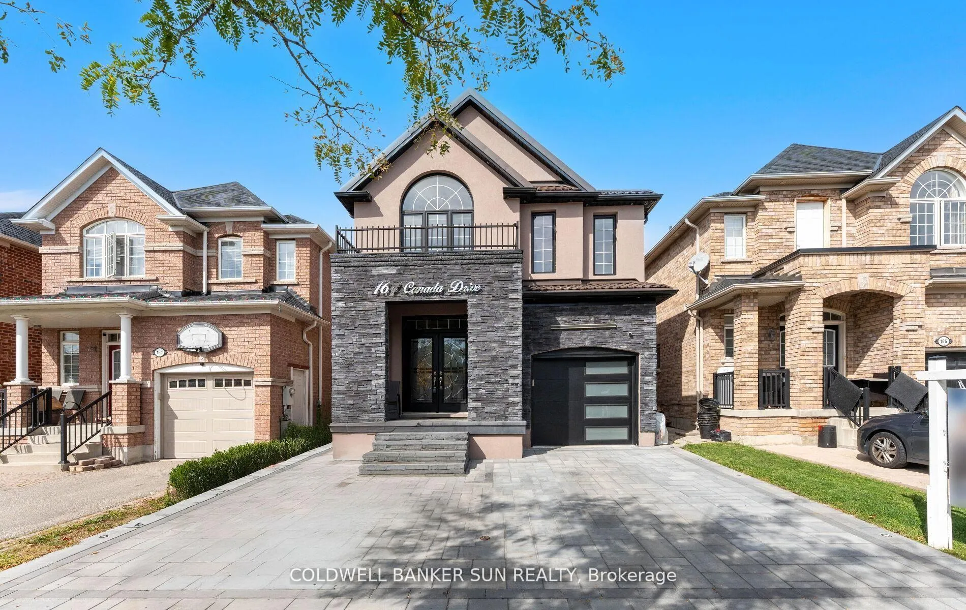 Photo 4 of 164 Canada Drive, Vaughan, Vellore Village — HOMEH