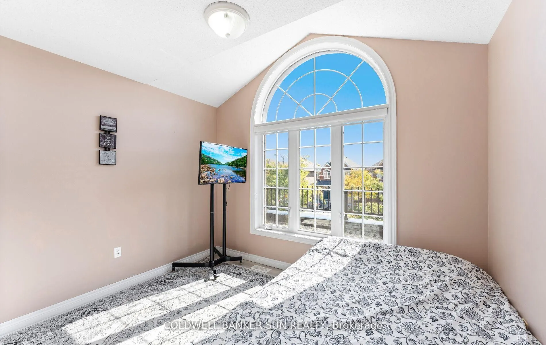 Photo 31 of 164 Canada Drive, Vaughan, Vellore Village — HOMEH