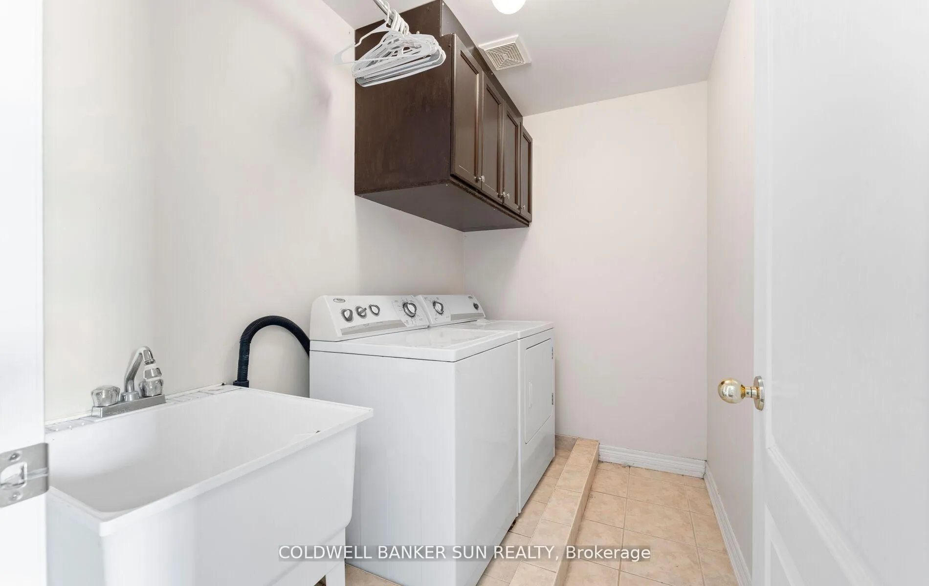 Photo 32 of 164 Canada Drive, Vaughan, Vellore Village — HOMEH