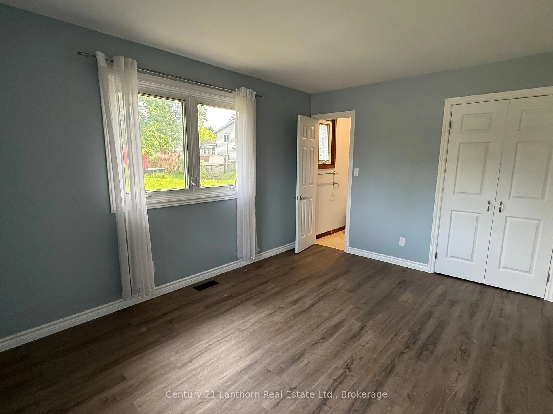 Photo 11 of 2 Argyle Crescent, Prince Edward County, Picton Ward — HOMEH