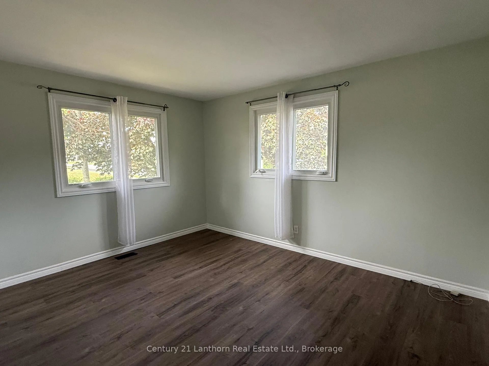 Photo 14 of 2 Argyle Crescent, Prince Edward County, Picton Ward — HOMEH