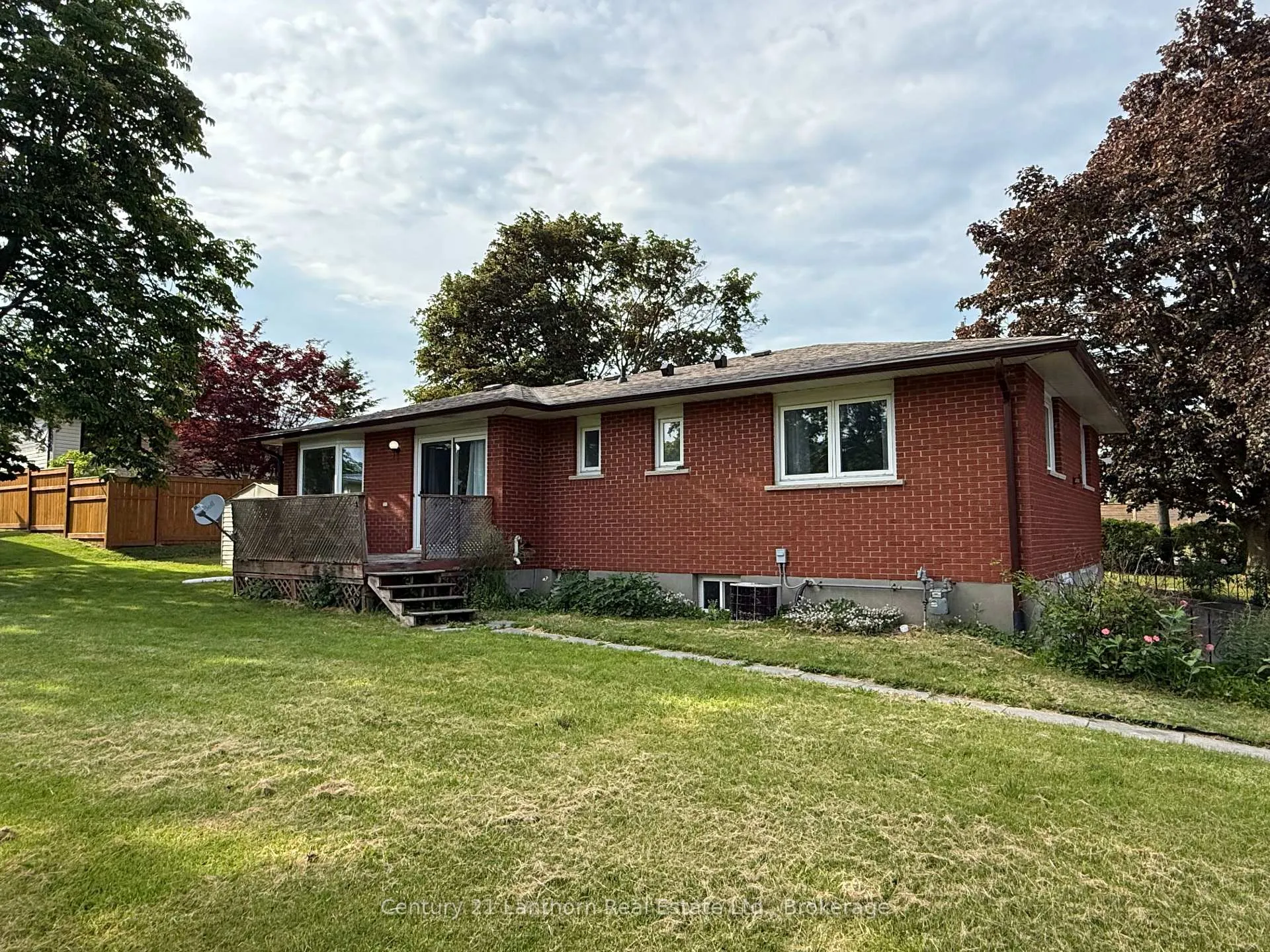 Photo 22 of 2 Argyle Crescent, Prince Edward County, Picton Ward — HOMEH