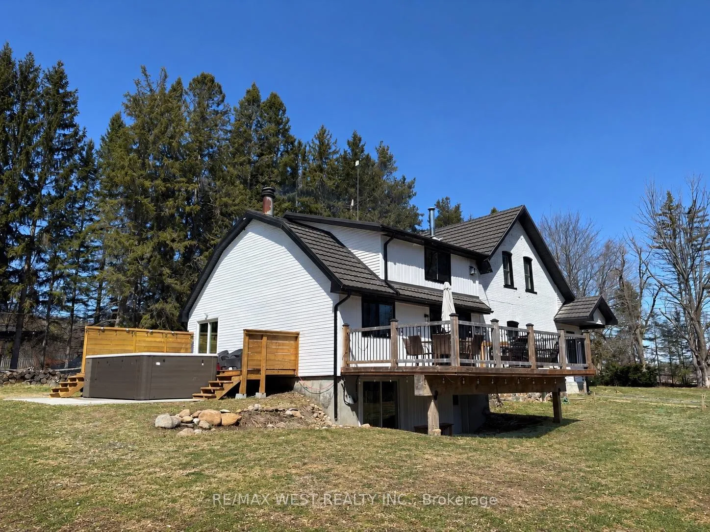 Photo 2 of 4532 Line 5 N, Oro-Medonte, Moonstone — HOMEH