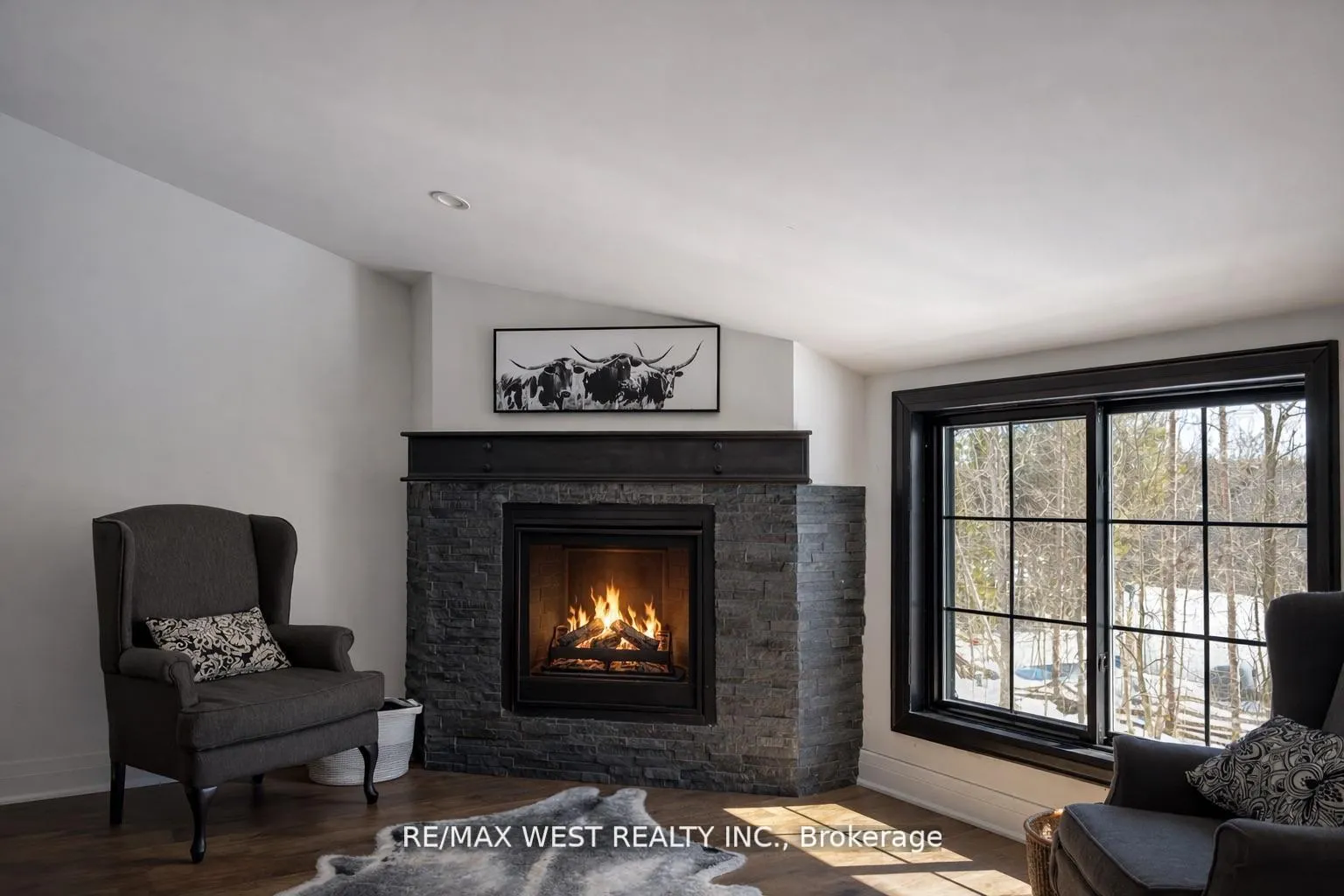 Photo 14 of 4532 Line 5 N, Oro-Medonte, Moonstone — HOMEH