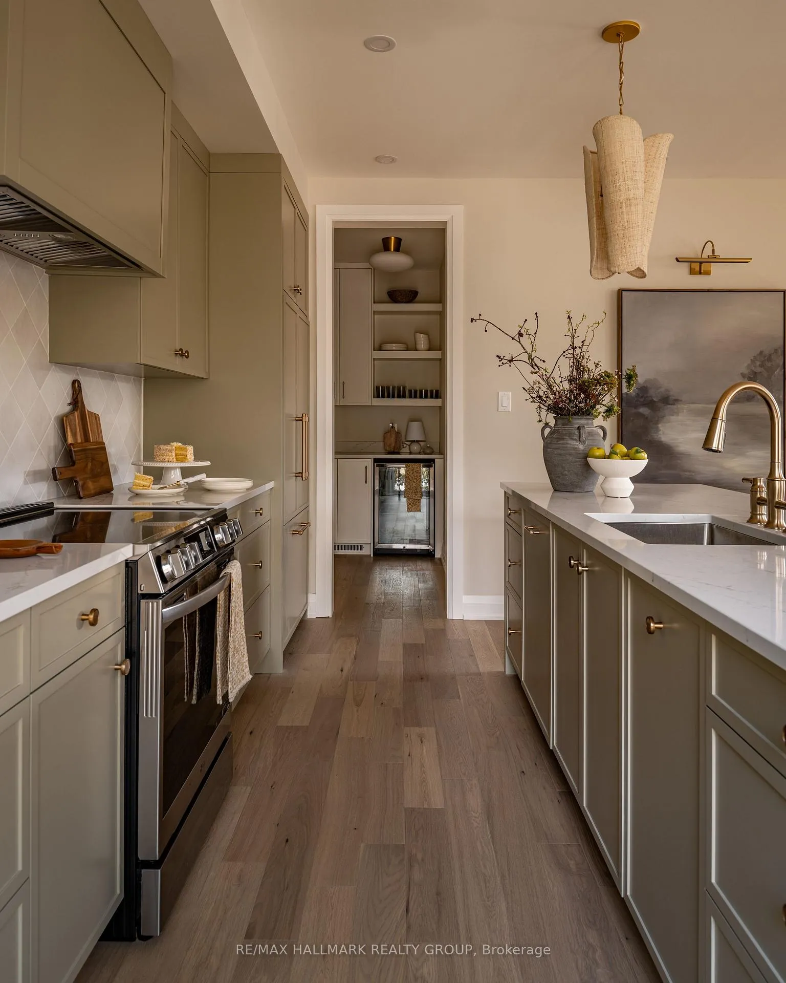 Photo 10 of 722 Kenny Gordon Avenue, Ottawa, Riverside South/Gloucester Glen — HOMEH