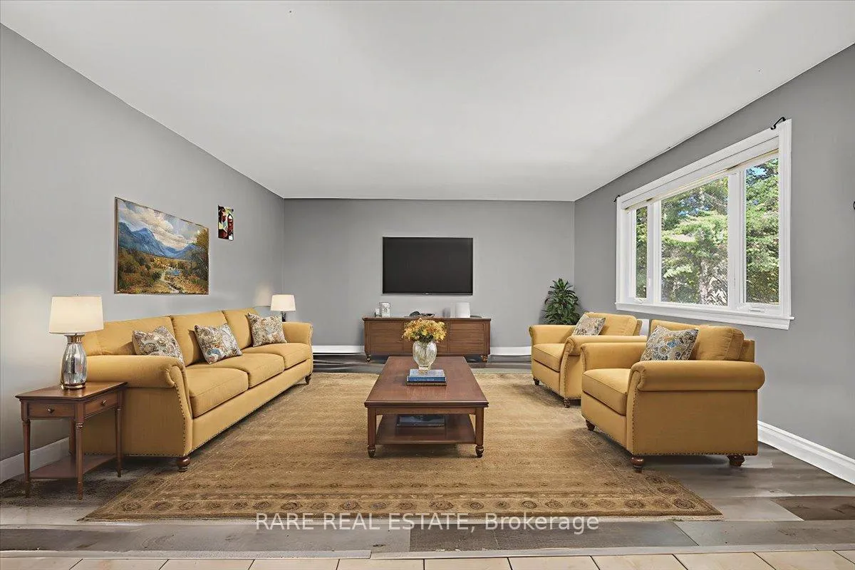 Photo 2 of 56 Smallman Drive, Wasaga Beach — HOMEH