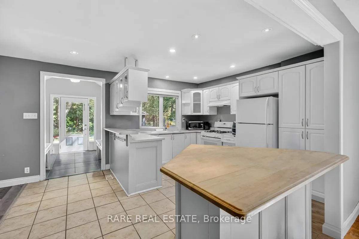 Photo 3 of 56 Smallman Drive, Wasaga Beach — HOMEH