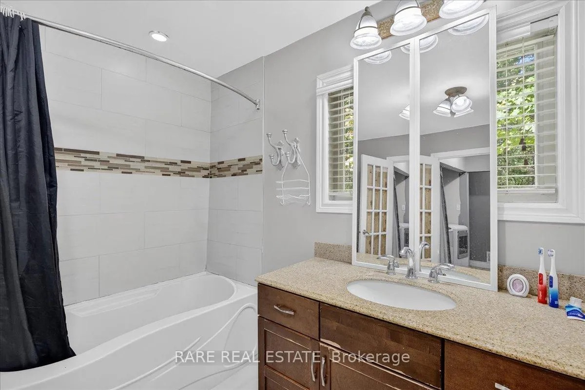 Photo 5 of 56 Smallman Drive, Wasaga Beach — HOMEH